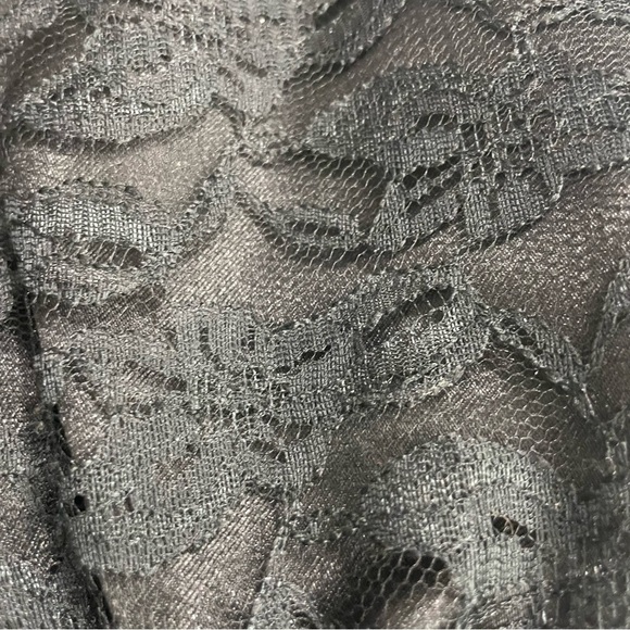 Vintage Black Lace Evening Purse with Silver Kiss Lock Frame & Chain Handle - Picture 9 of 14